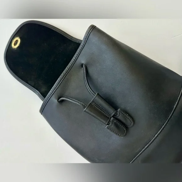 Vintage Coach Black Leather Daypack (#9960) - Picture 3 of 5